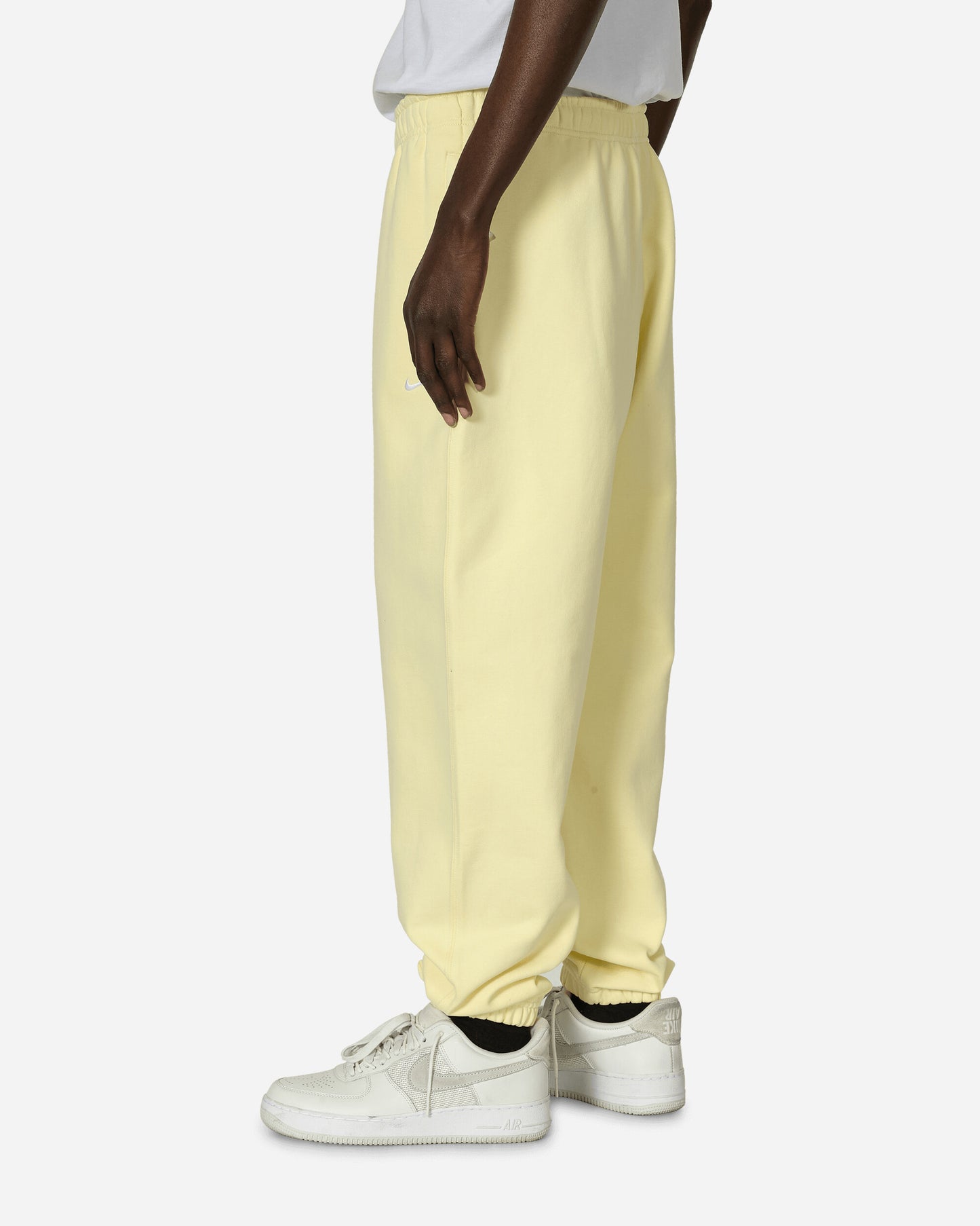 Nike M Nk Solo Swsh Flc Cf Pant Alabaster/White Pants Sweatpants DX1364-744